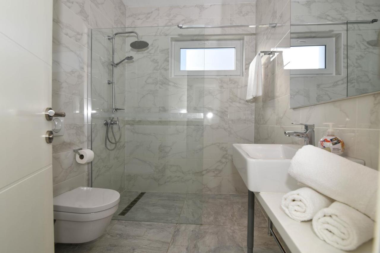 Apartment Deluxe Villa Carlotta Zára Kültér fotó